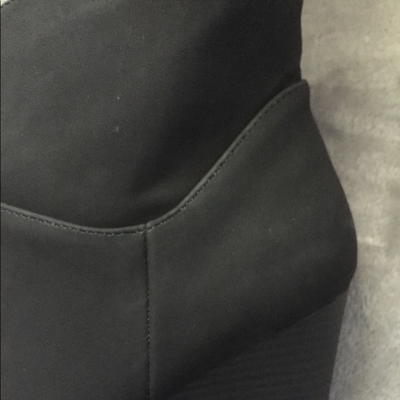 Women’s Ankle Wedge Suede Boot New in Box - Picture 10 of 16